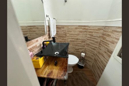 Casa à venda com 110m², 3 quartos e 2 vagasLavabo
