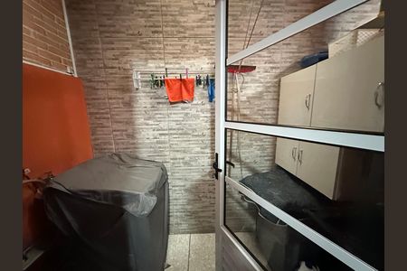 Casa à venda com 110m², 3 quartos e 2 vagasÁrea de Serviço