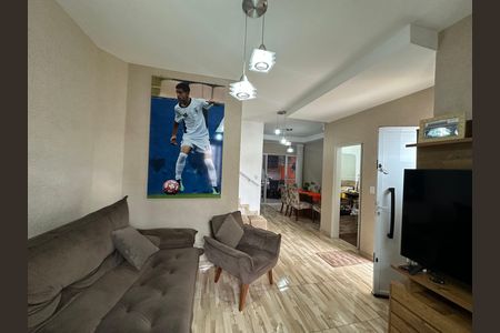 Casa à venda com 110m², 3 quartos e 2 vagasSala
