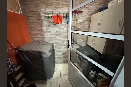 Casa à venda com 110m², 3 quartos e 2 vagasÁrea de Serviço