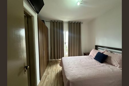 Casa à venda com 110m², 3 quartos e 2 vagasSuíte