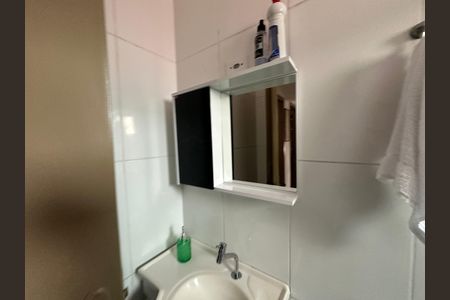 Casa à venda com 110m², 3 quartos e 2 vagasBanheiro Social