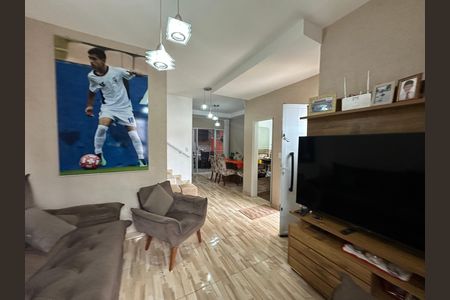 Casa à venda com 110m², 3 quartos e 2 vagasSala