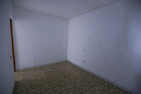 Quarto de casa para alugar com 1 quarto, 45m² em Vila Zat, São Paulo