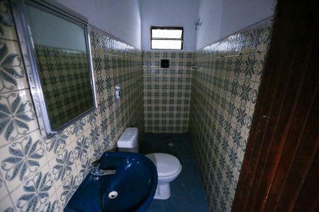 Casa para alugar com 45m², 1 quarto e sem vaga Casa para alugar com 45m², 1 quarto e sem vagaBanheiro