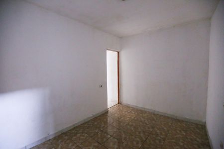 Quarto de casa para alugar com 1 quarto, 45m² em Vila Zat, São Paulo