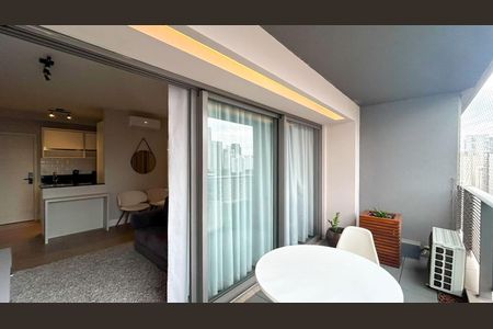 Varanda de kitnet/studio para alugar com 1 quarto, 41m² em Cidade Monções, São Paulo