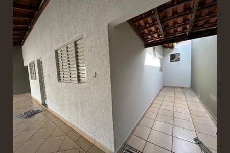 Casa para alugar com 200m², 3 quartos e 2 vagasÁrea externa