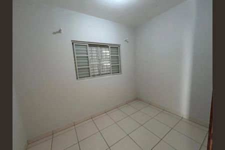Casa para alugar com 200m², 3 quartos e 2 vagasQuarto
