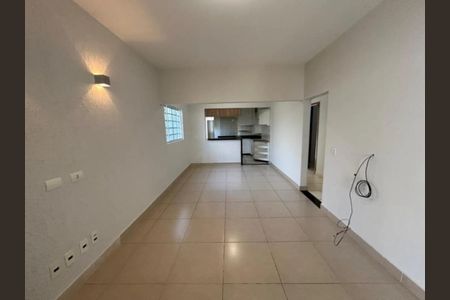 Casa para alugar com 200m², 3 quartos e 2 vagasSala