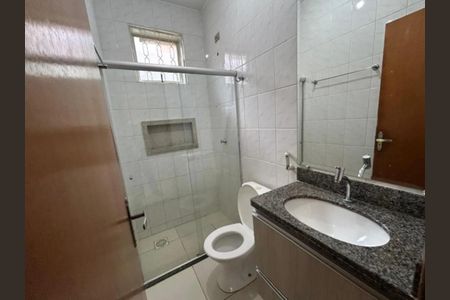 Casa para alugar com 200m², 3 quartos e 2 vagasBanheiro