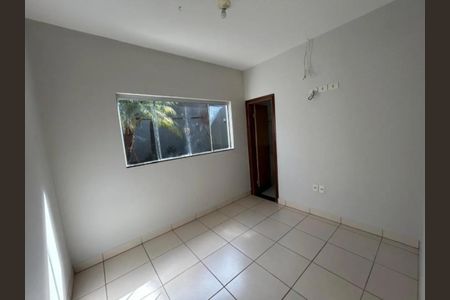 Casa para alugar com 200m², 3 quartos e 2 vagasQuarto