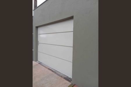 Casa para alugar com 200m², 3 quartos e 2 vagasFachada