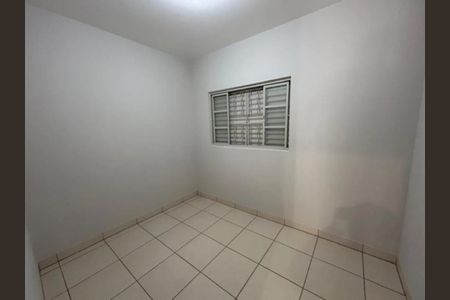 Casa para alugar com 200m², 3 quartos e 2 vagasQuarto