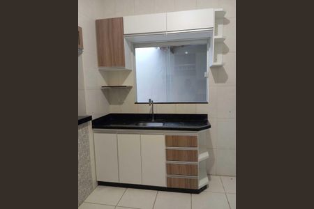 Casa para alugar com 200m², 3 quartos e 2 vagasCozinha