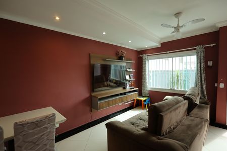 Sala  de casa de condomínio para alugar com 2 quartos, 151m² em Vila Marari, São Paulo