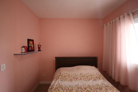 Quarto 1 Suite 1 de casa de condomínio para alugar com 2 quartos, 151m² em Vila Marari, São Paulo