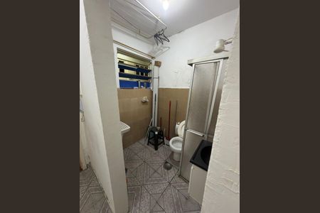 Apartamento à venda com 32m², 1 quarto e sem vaga Apartamento à venda com 32m², 1 quarto e sem vagaBanheiro