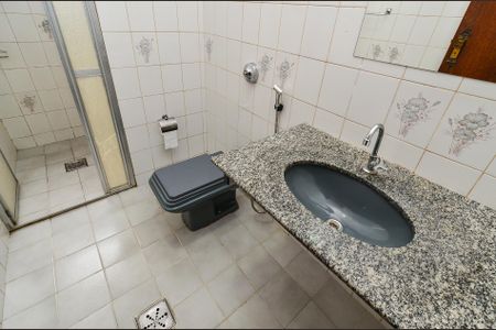 Apartamento para alugar com 78m², 3 quartos e 2 vagas Apartamento para alugar com 78m², 3 quartos e 2 vagasBanheiro