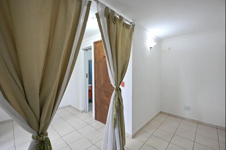Quarto de casa para alugar com 1 quarto, 30m² em Jardim Maria Virginia, São Paulo