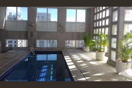 Apartamento à venda com 30m², 1 quarto e 1 vaga