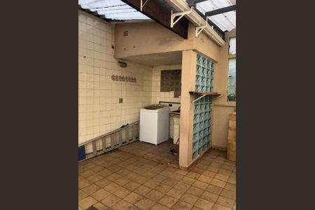 Casa à venda com 135m², 3 quartos e 2 vagas