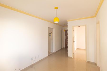 Sala de apartamento para alugar com 2 quartos, 52m² em Campo Grande, Rio de Janeiro