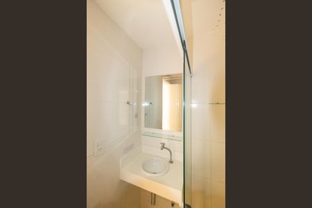 Apartamento para alugar com 52m², 2 quartos e sem vaga Apartamento para alugar com 52m², 2 quartos e sem vagaBanheiro