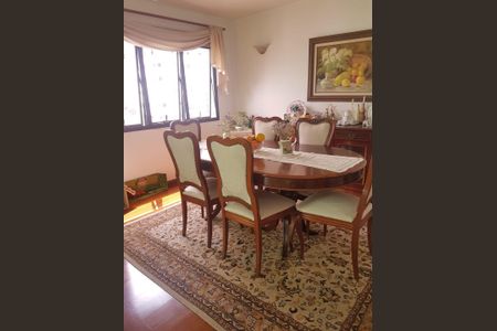 Apartamento à venda com 214m², 4 quartos e 4 vagas