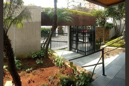 Apartamento à venda com 214m², 4 quartos e 4 vagas