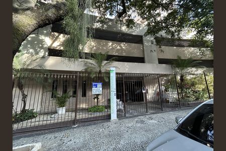 Apartamento para alugar com 90m², 3 quartos e 1 vagaFachada + placa