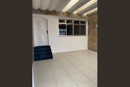 Casa à venda com 147m², 3 quartos e 2 vagas