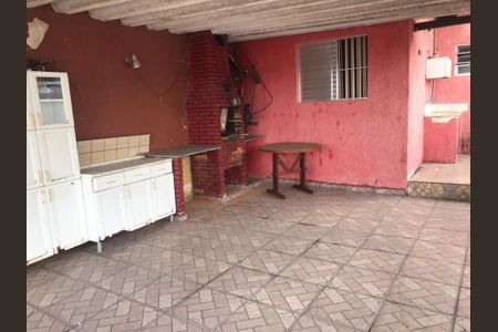 Casa à venda com 218m², 3 quartos e 2 vagas