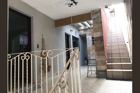 Casa à venda com 218m², 3 quartos e 2 vagas