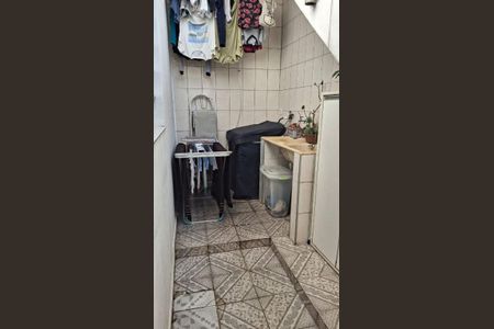 Casa à venda com 96m², 2 quartos e 2 vagas
