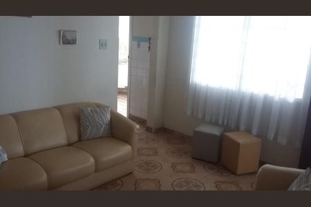 Casa à venda com 5 quartos, 182m² em Nova Gerti, São Caetano do Sul