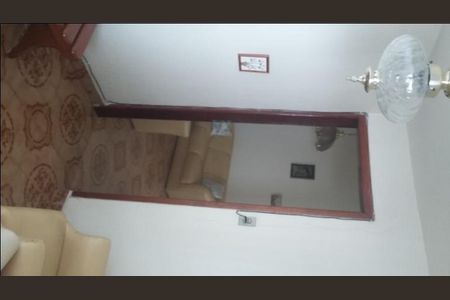 Casa à venda com 5 quartos, 182m² em Nova Gerti, São Caetano do Sul