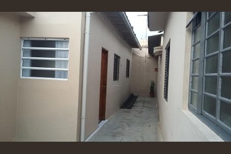 Casa à venda com 5 quartos, 182m² em Nova Gerti, São Caetano do Sul