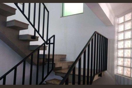 Casa à venda com 3 quartos, 201m² em Pinheirinho, Santo André