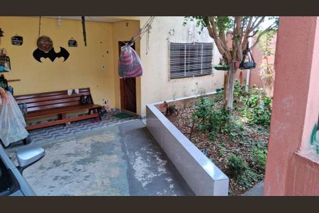 Casa à venda com 5 quartos, 250m² em Santa Maria, São Caetano do Sul