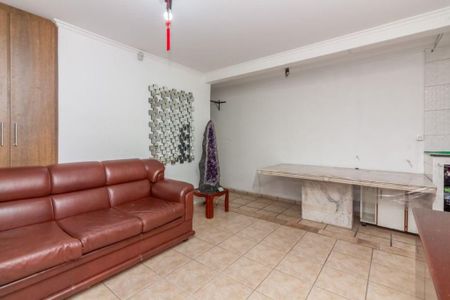 Casa à venda com 3 quartos, 207m² em Jardim Avelino, São Paulo