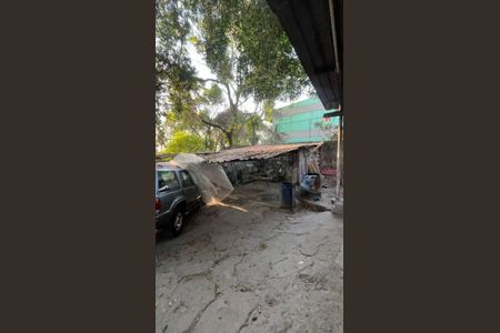 Casa à venda com 3 quartos, 773m² em Vila Scarpelli, Santo André