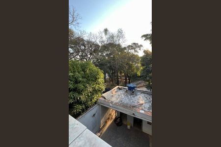 Casa à venda com 3 quartos, 773m² em Vila Scarpelli, Santo André