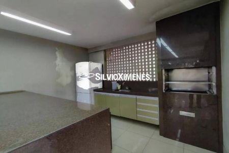 Apartamento à venda com 64m², 2 quartos e 2 vagas