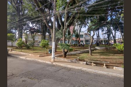 Casa à venda com 11 quartos, 341m² em Parque São Lucas, São Paulo
