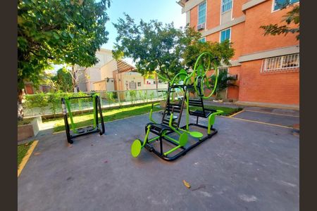 Apartamento para alugar com 69m², 3 quartos e sem vaga