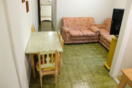 Apartamento para alugar com 69m², 3 quartos e sem vaga