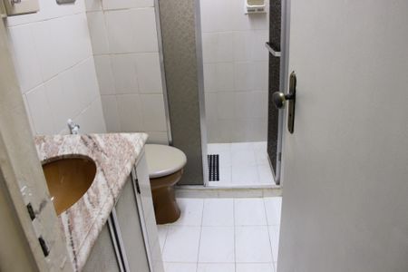 Apartamento para alugar com 69m², 3 quartos e sem vaga