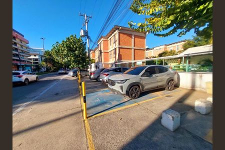Apartamento para alugar com 69m², 3 quartos e sem vaga