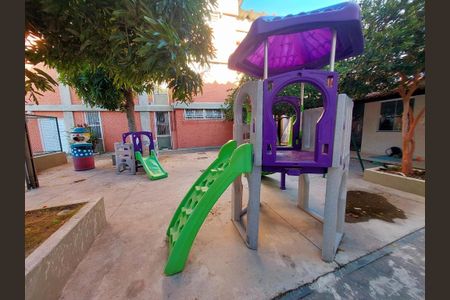 Apartamento para alugar com 69m², 3 quartos e sem vaga